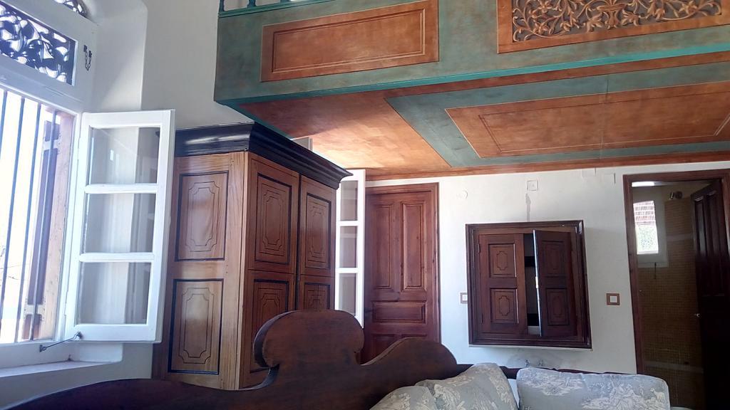 Emporio Hotel Sými Luaran gambar