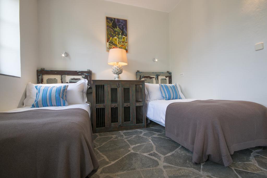 Emporio Hotel Sými Luaran gambar
